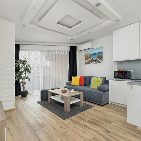 Apartamenty Horyzont Seaview By Rent Like Home Miedzyzdroje Bagian luar foto