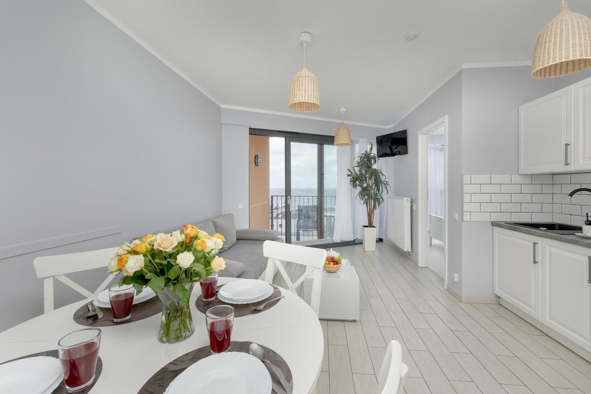 Apartamenty Horyzont Seaview By Rent Like Home Miedzyzdroje Bagian luar foto