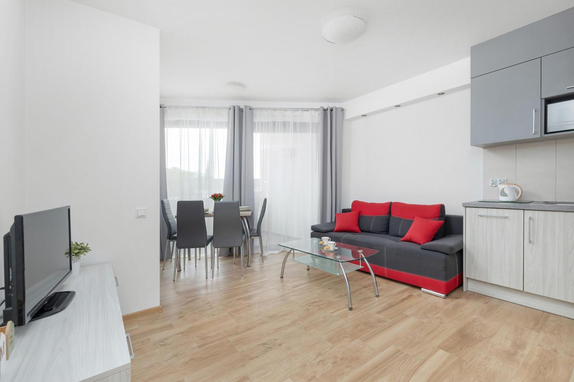 Apartamenty Horyzont Seaview By Rent Like Home Miedzyzdroje Bagian luar foto
